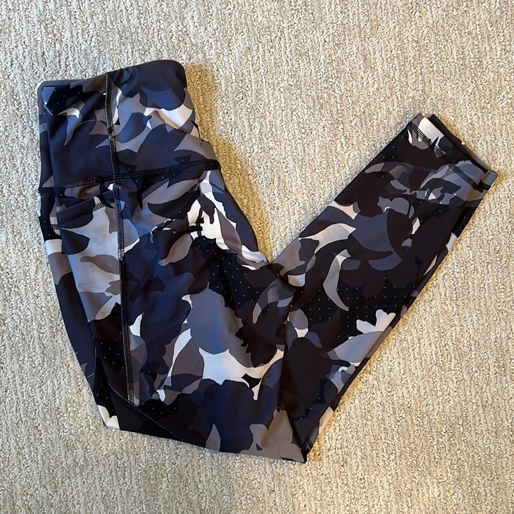 Old Navy Active Leggings